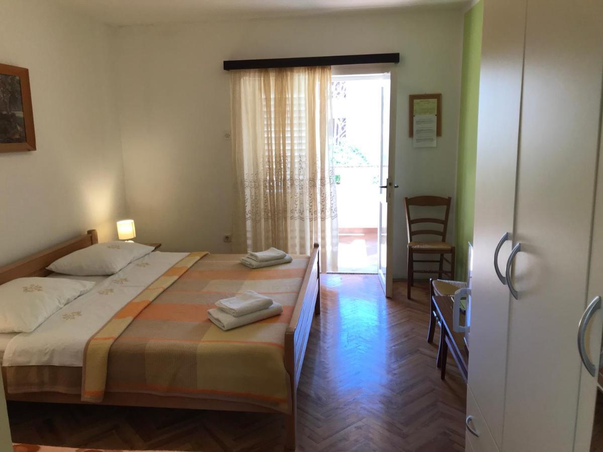Summer Rooms Baska Exterior foto