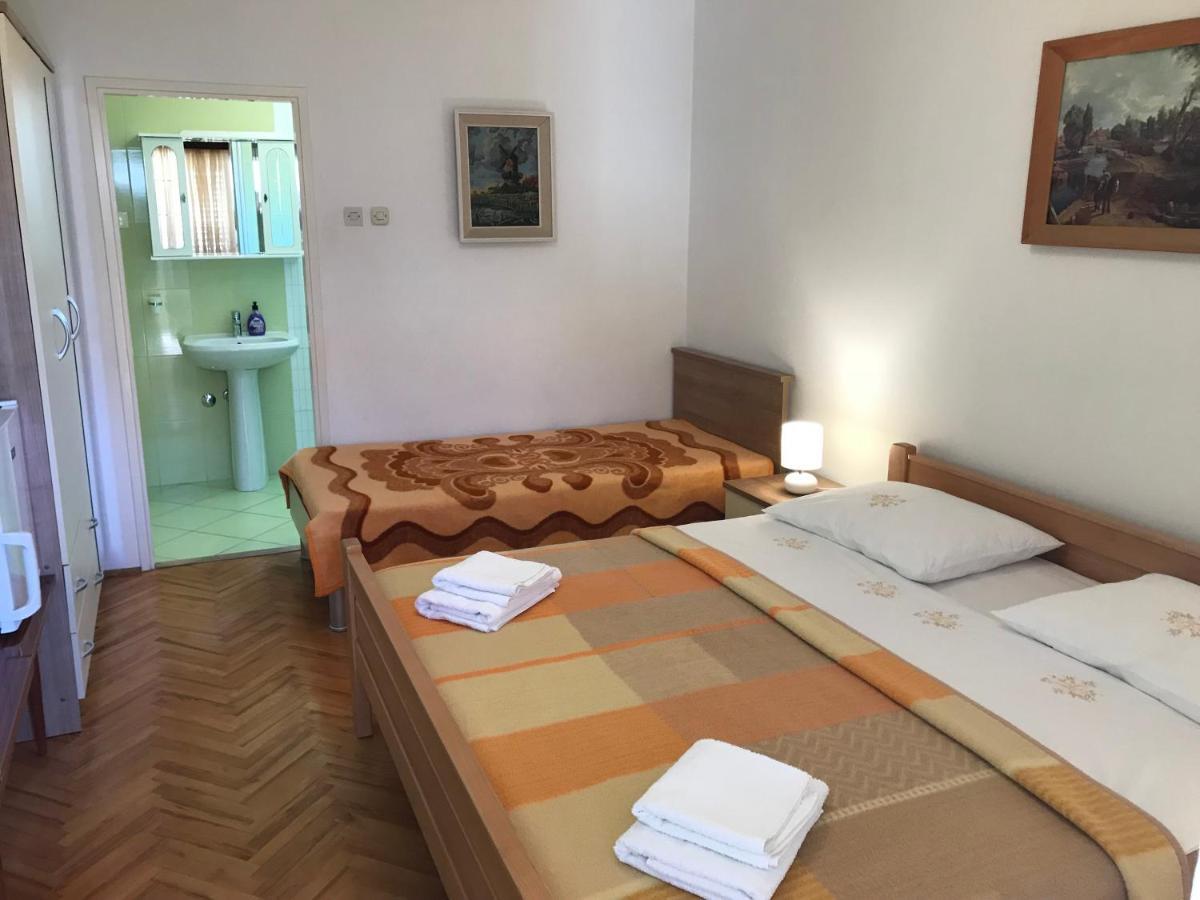 Summer Rooms Baska Exterior foto