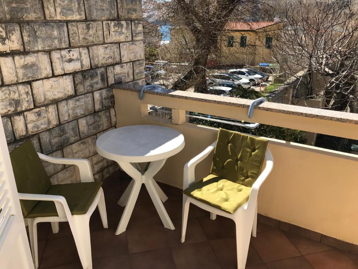 Summer Rooms Baska Exterior foto